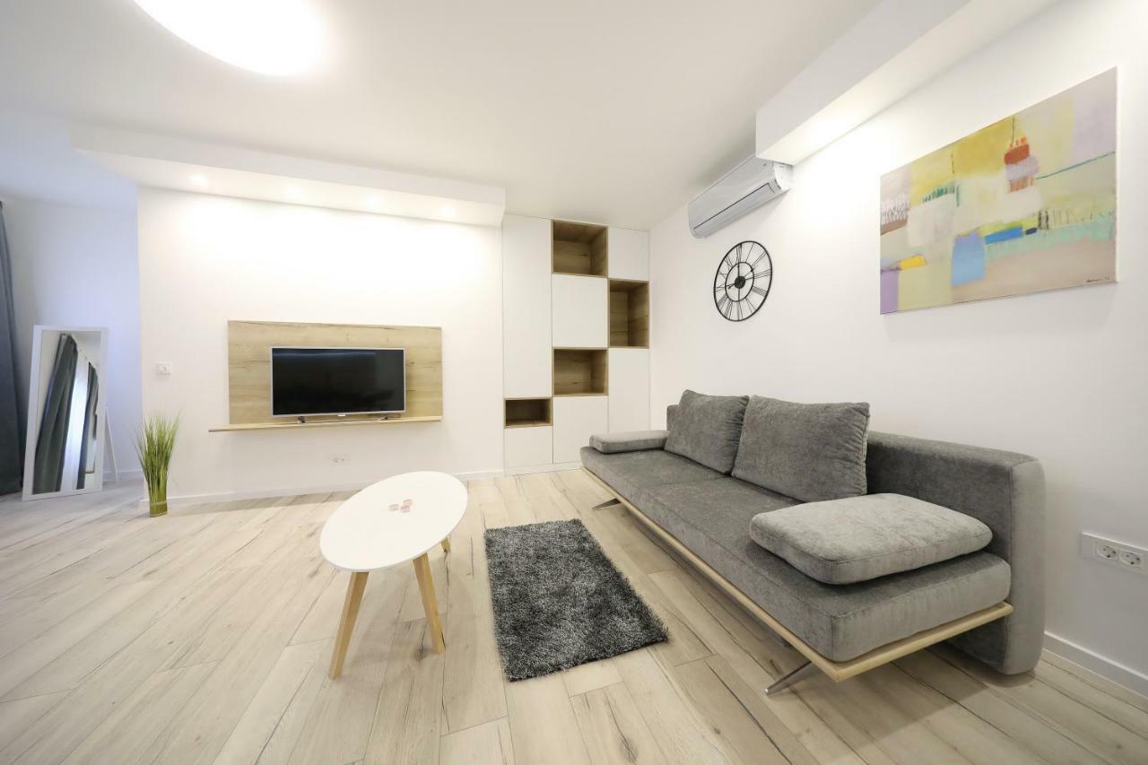Apartament Sens *